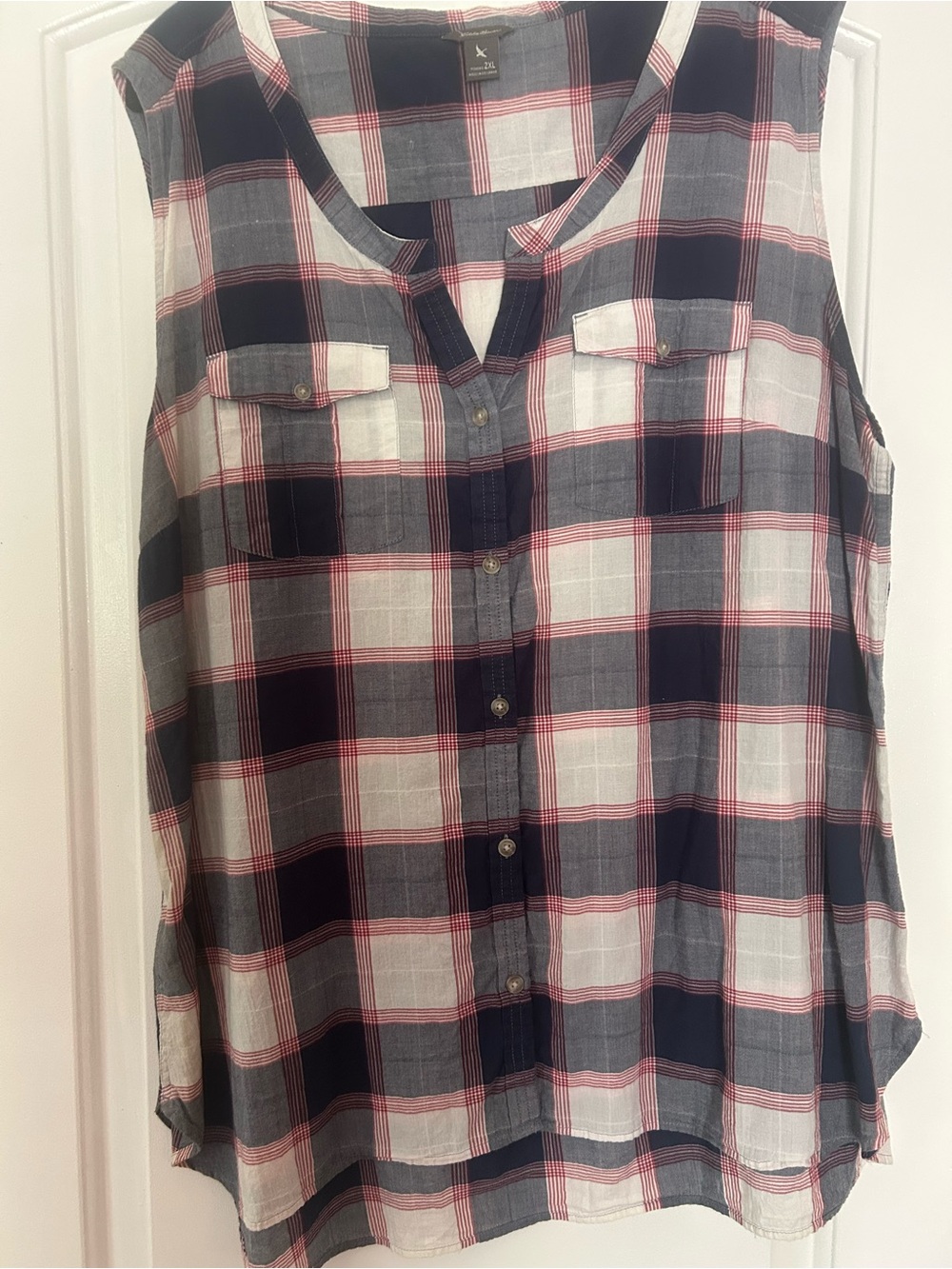 Eddie Bauer Navy, White & Red Plaid Sleeveless Button-Front Top